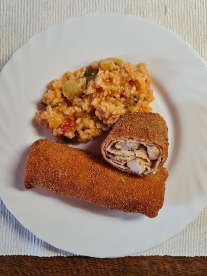 Restoran I Sobe Savic Bed & Breakfast Krnjak Eksteriør bilde